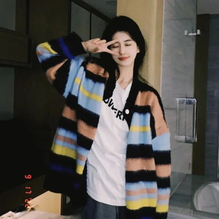 玛丽莲有深黑之眸